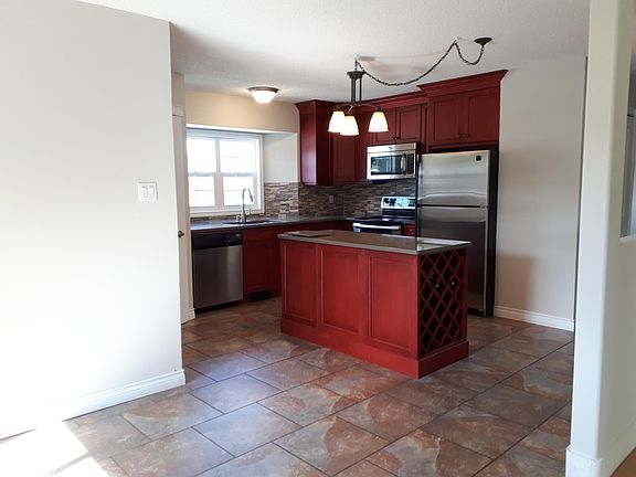 kitchen & dining area