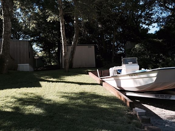 Boat parking & washdown area