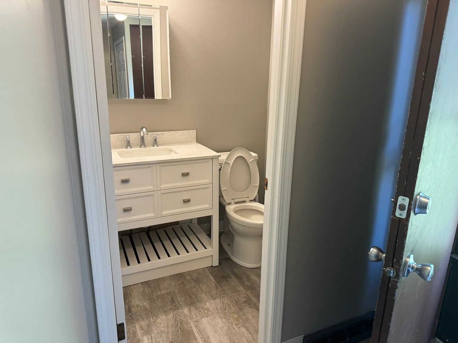 2 bed, 1067 sqft, $1,200 — Photo 4