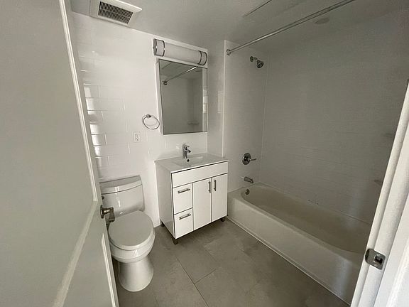 5th image of 69-05 Ditmars Blvd #2D