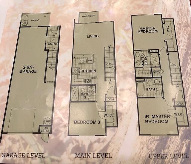 Tri-level floor plan.