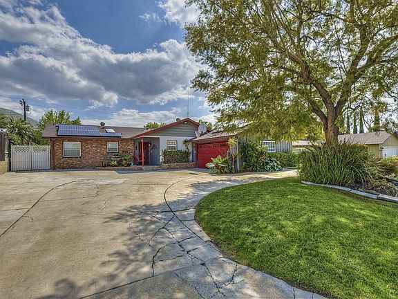 3rd image of 22689 Arliss Dr
