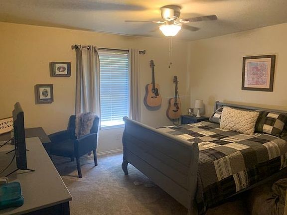 Guest bed
