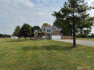 450 Pansy Rd, Blanchester, OH 45107