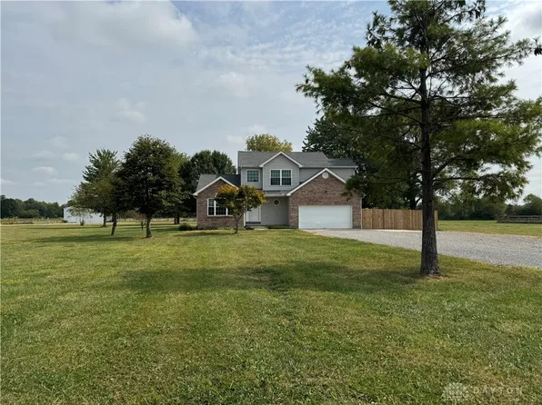 450 Pansy Rd, Blanchester, OH 45107