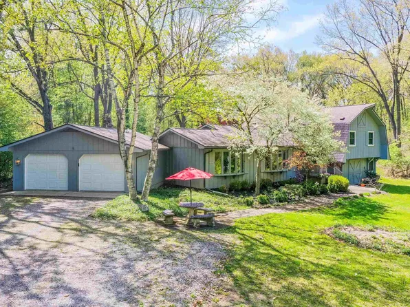 8430 Gates St, Romeo, MI 48065