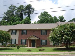 303 Hinsdale Ave APT 202, Fayetteville, NC 28305