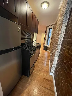 Rented by Compass | media 10