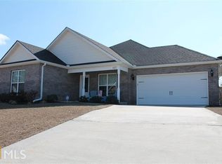 627 Amberley Ct, Kathleen, GA 31047