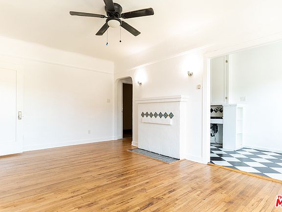 3rd image of 1141 Echo Park Ave APT 203
