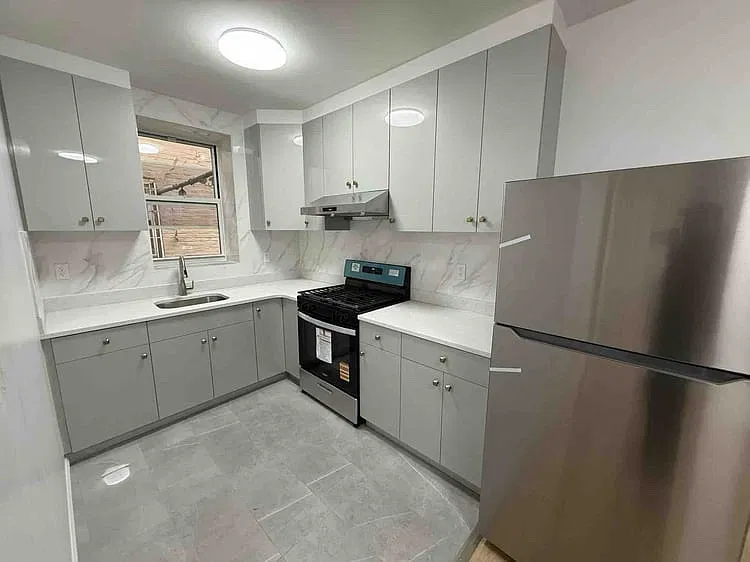 3 bed, $2,950 — Photo 4
