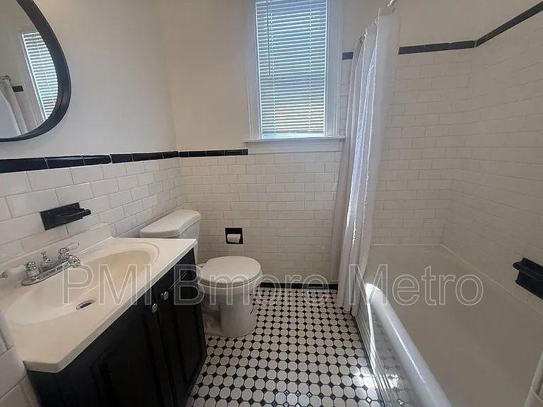 519 E Cold Spring Ln — Photo 14