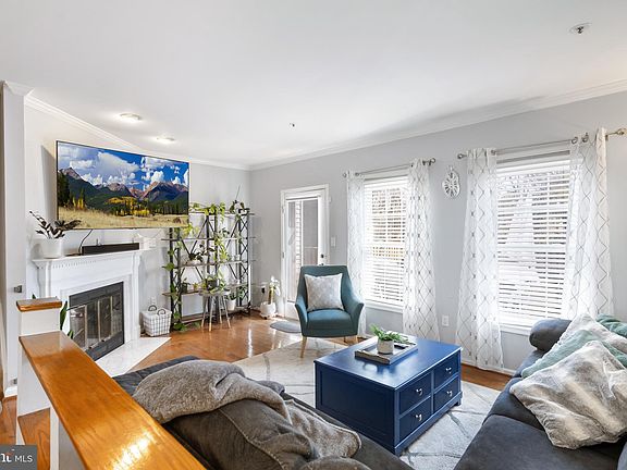3rd image of 6849 Malton Ct