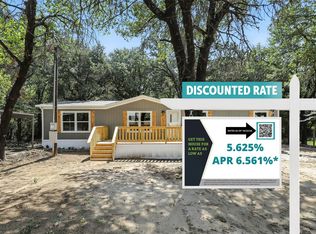 131 Kelly Ct, Azle, TX 76020
