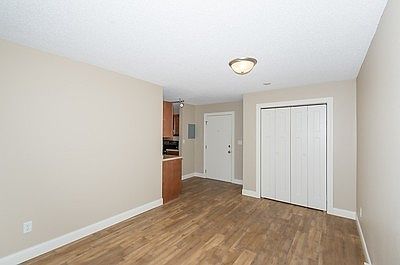 5th image of 2513 Knight Dr #12