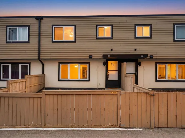 3809 45th St SW #66, Calgary, AB T3E 3H4
