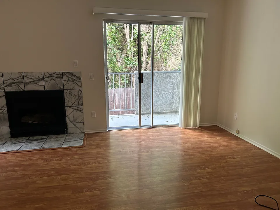 1540 S Centinela Ave #108