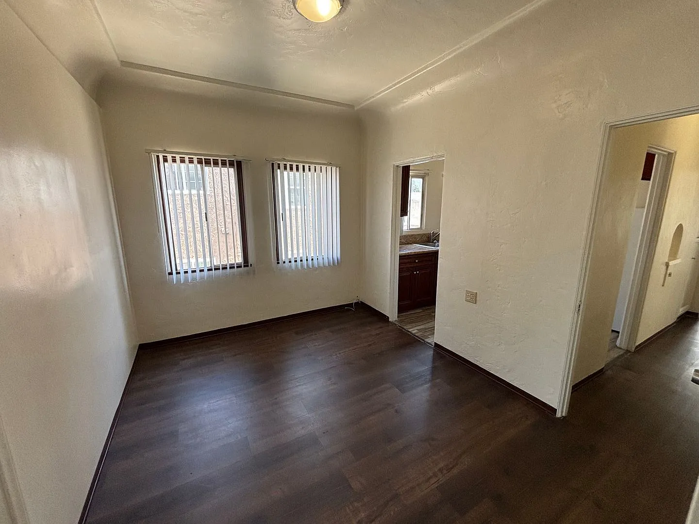 920 Spence Street — Photo 2