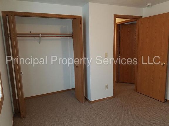 2nd image of 459 N Saint Bernard Dr