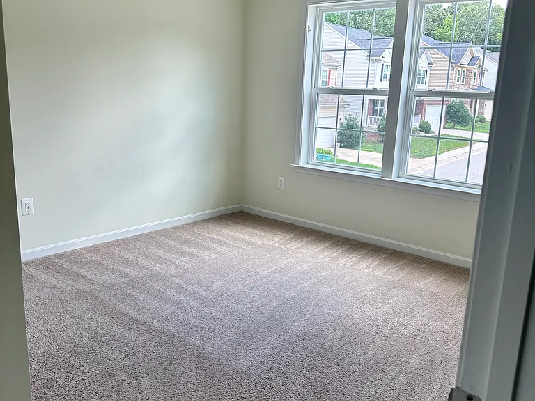 914 Saint Martins Loop — Photo 31