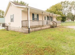 224 E Amelia St, Osborn, MO 64474