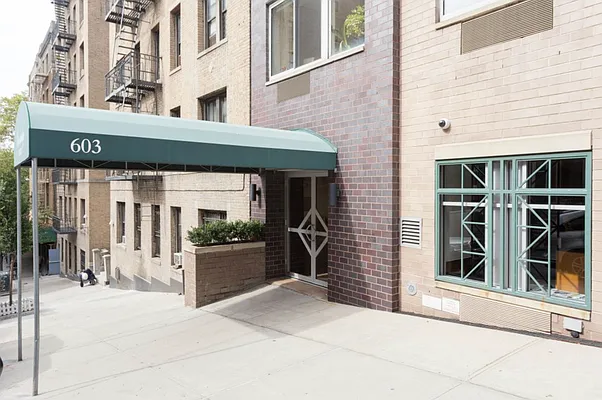 Sold by Compass | media 14