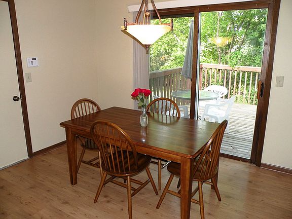 4th image of 2753 Bexley Dr