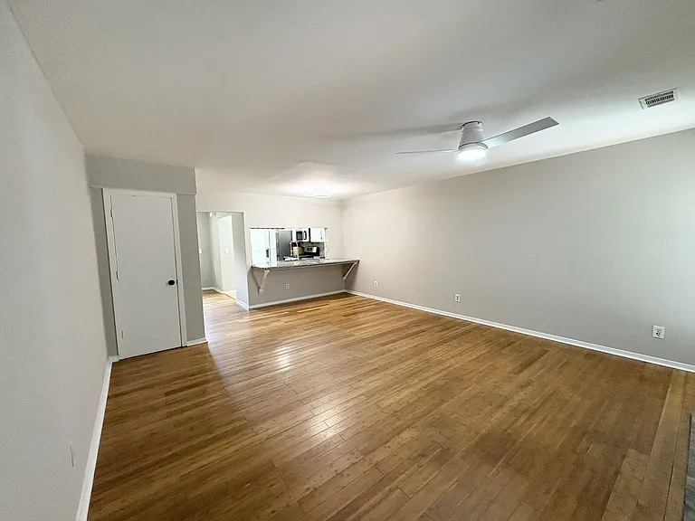 6646 Wellington Sq #1 — Photo 5
