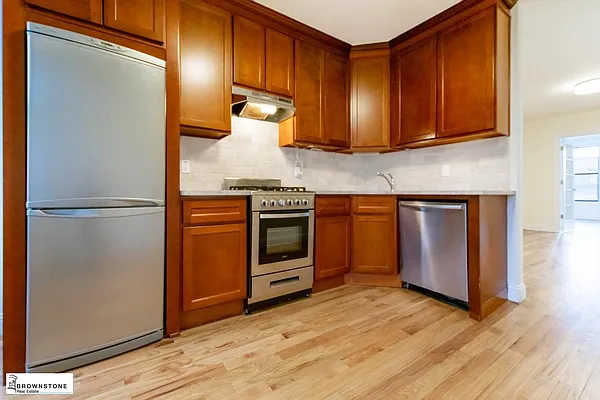 Rented by Brownstone Real Estate | media 10