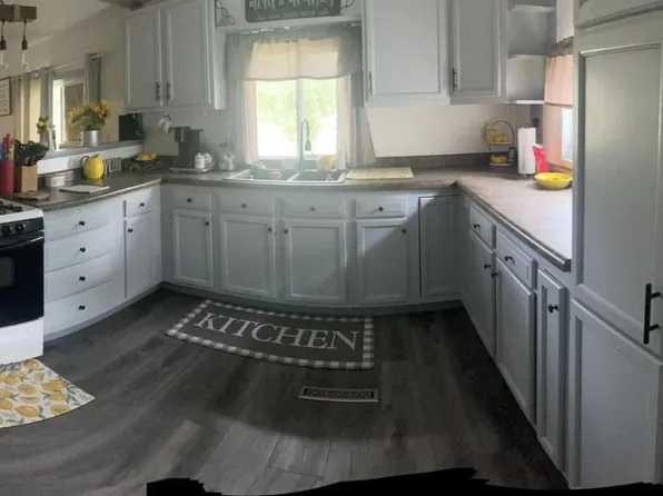 3260 W Birch Run Rd, Burt, MI 48417