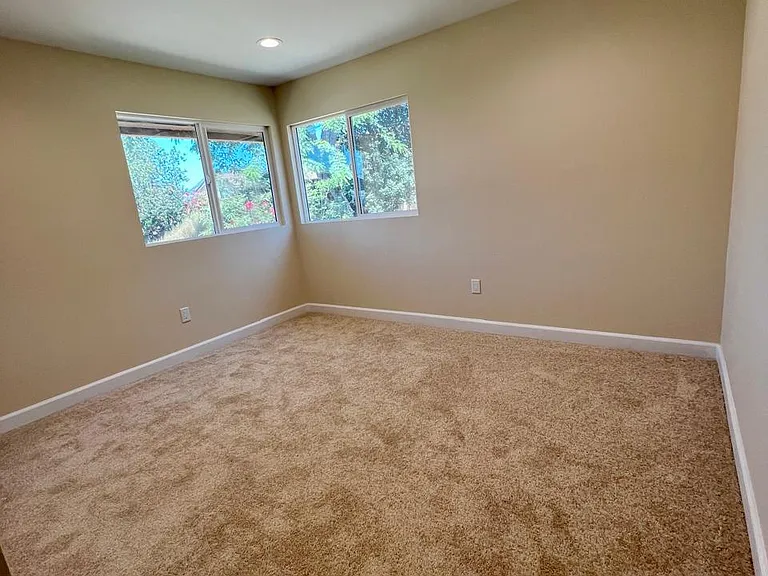 2283 Base Line Rd — Photo 12