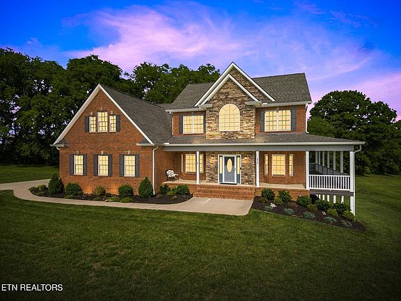 2nd image of 650 Winding Creek Way
