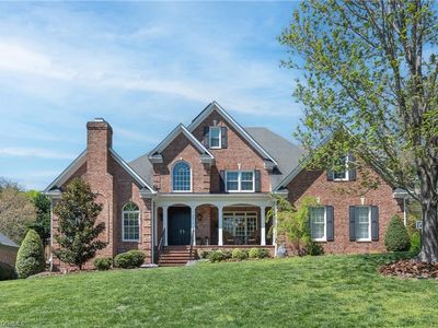2814 County Clare Rd, Greensboro, NC, 27407