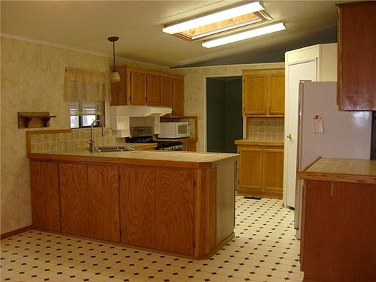 2nd image of 20206 55th Avenue Ct E