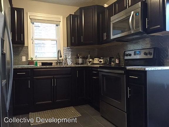 3rd image of 3654 Cass St