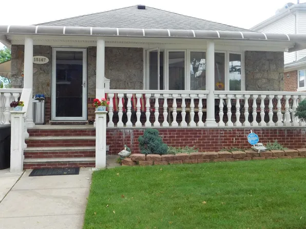 151-67 25th Avenue image 1 of 21