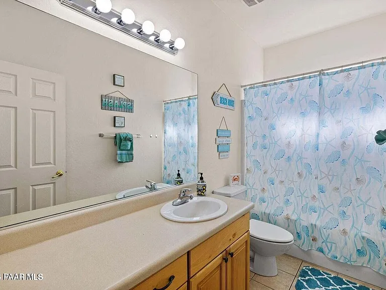 8501 E Leigh Dr #B — Photo 4