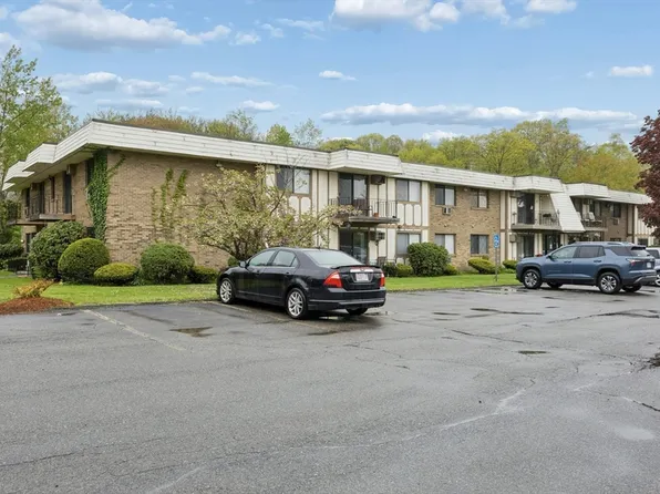 395 Merrimack St APT 42, Methuen, MA 01844