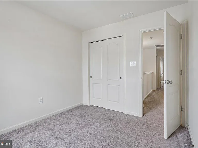 8467 Randell Ridge Rd — Photo 16