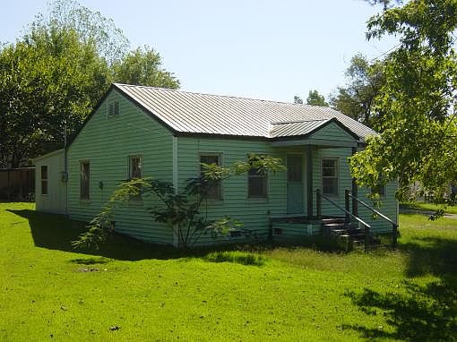 2nd image of 1500 Payne St