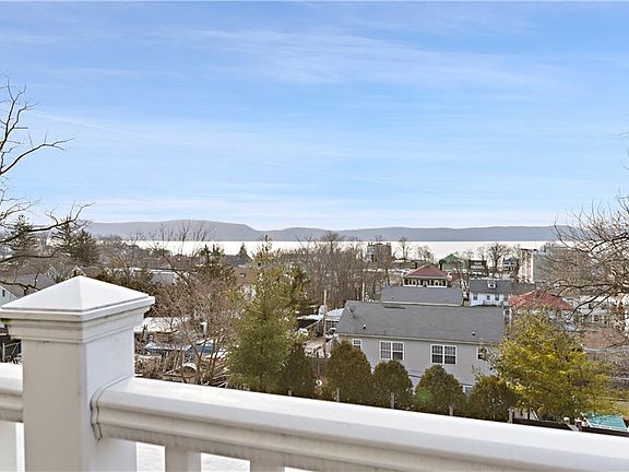 4th image of 56 S Highland Ave #5C