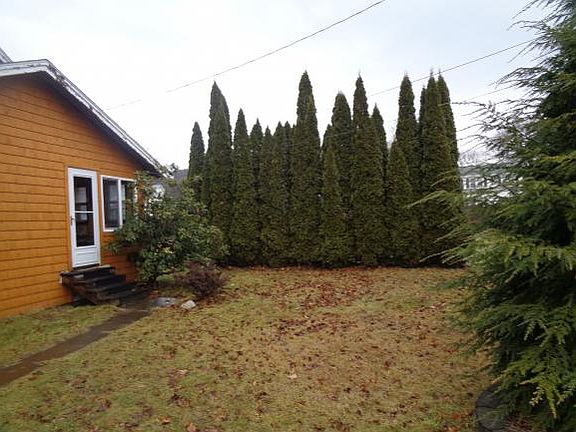 2nd image of 27 Jr Blvd