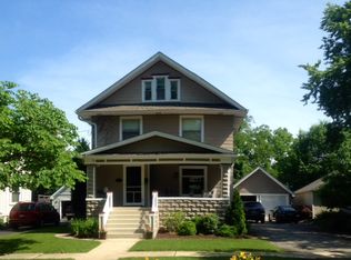 111 W Franklin St, Wheaton, IL 60187