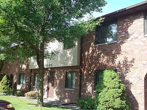 1101 Clifford Dr photo 1