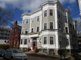 15 Trowbridge St APT 5, Cambridge, MA 02138