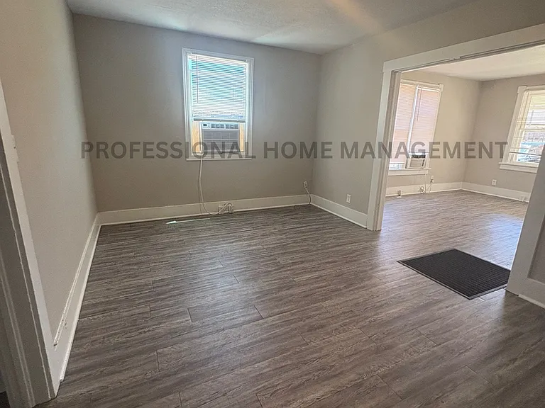 207 Old Mill Rd — Photo 5
