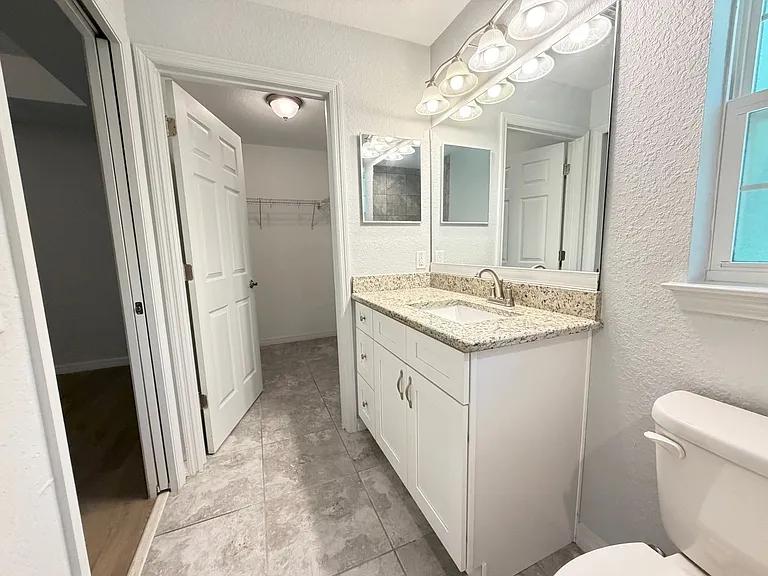 8266 SE 161st Pl — Photo 14