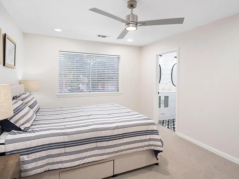 14604 Hemingway Ct — Photo 16