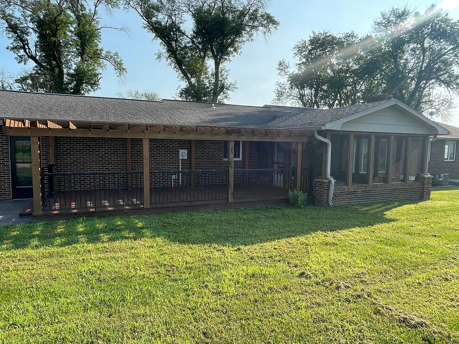 3 bed, 2.5 bath, 1913 sqft, $2,000 — Photo 4