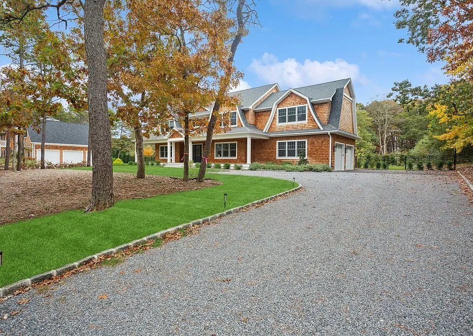 9 Sophia Ct